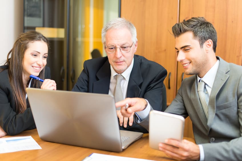 Geschäftsleute bei der Nachfolgeberatung